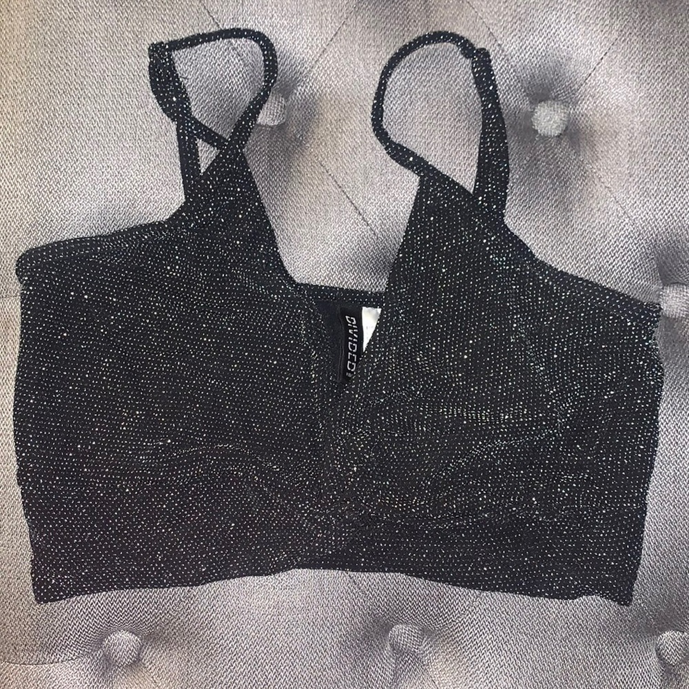 Sparkly Twist front crop top